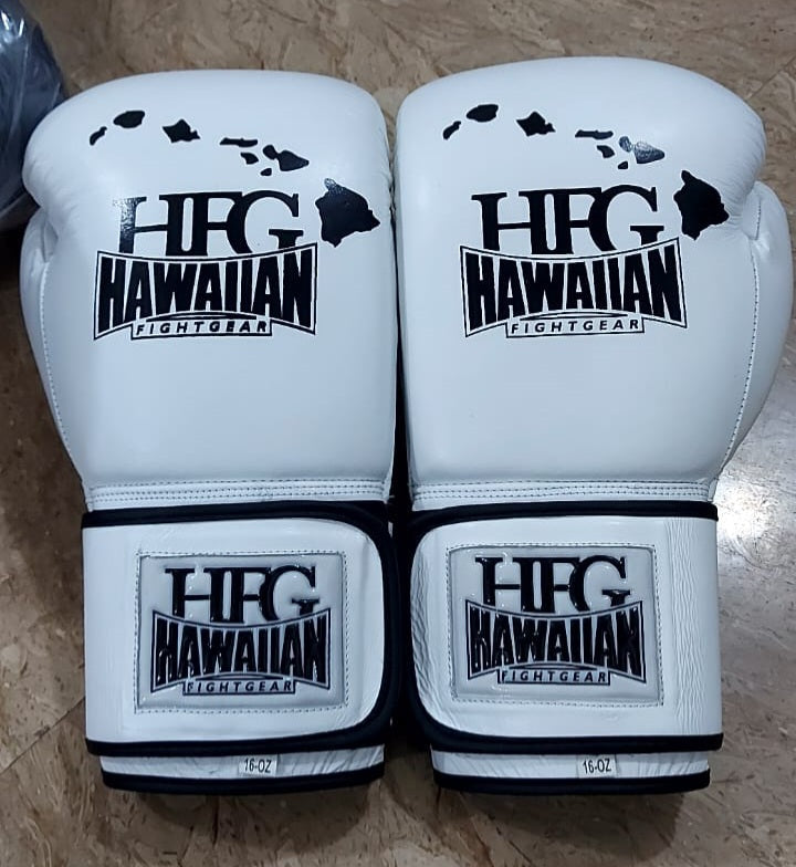 Tropical Hibiscus Floral Hawaiian Print Boxing Gloves main image 1